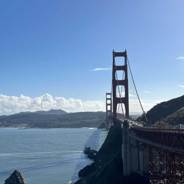 Road to Golden Gate Bridge