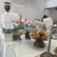 All in white Cafe' ร้านน่ารักสำหรับสายมินิมอล