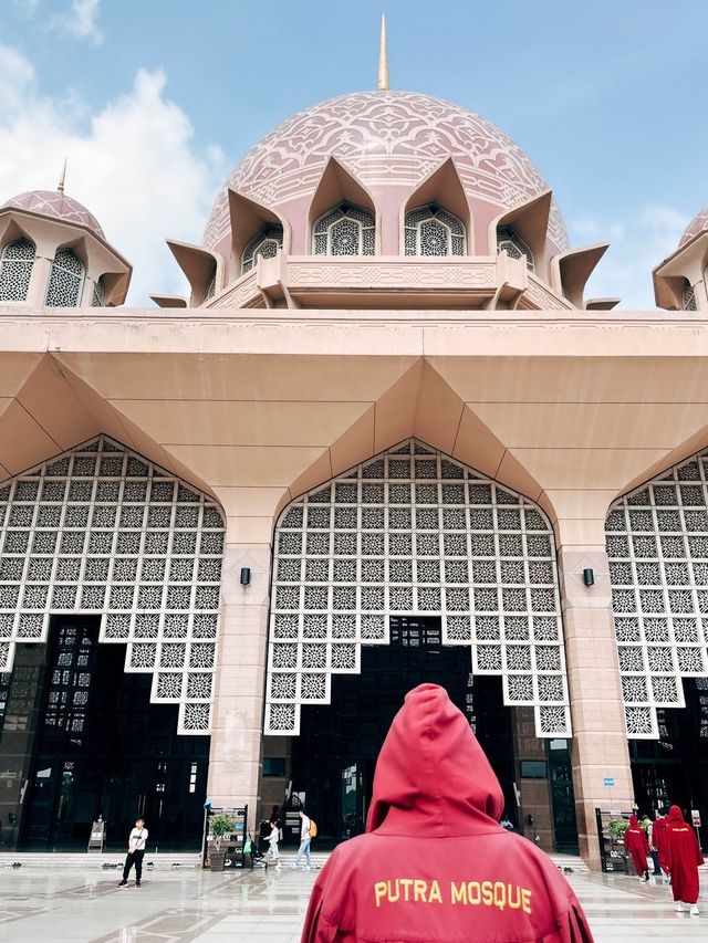 🇲🇾馬來西亞吉隆坡布特拉清真寺👣粉色清真寺🕌