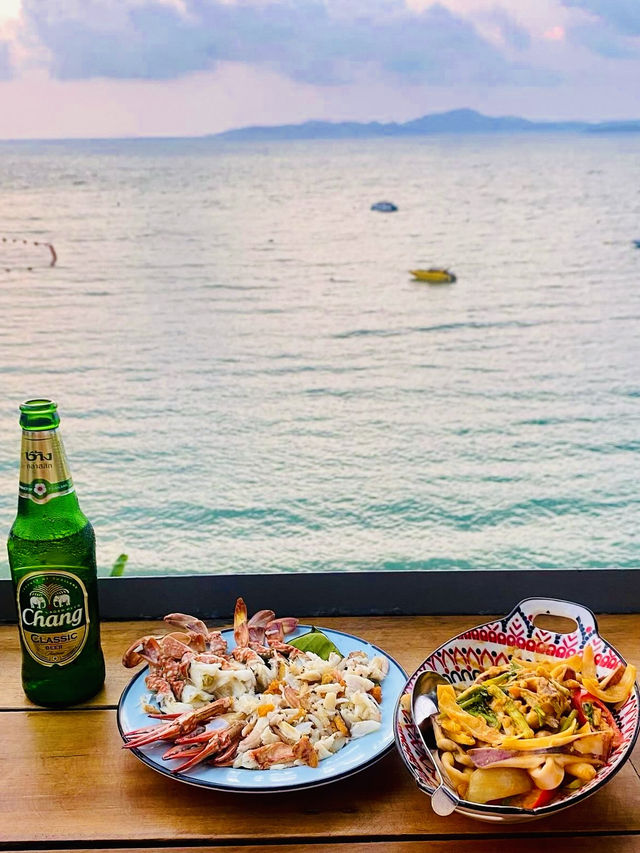 The Best Beachside Restaurant In Pattaya🇹🇭✨