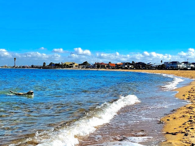 Williamstown beach