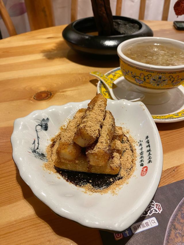打卡必點荔枝蝦球🌟惹味酸菜魚🐟好味湯底，鮮美口感
