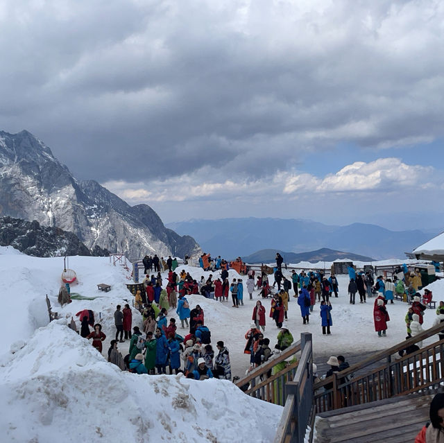 Yulong Snow Mountain หรือ เขามังกรหยก!!