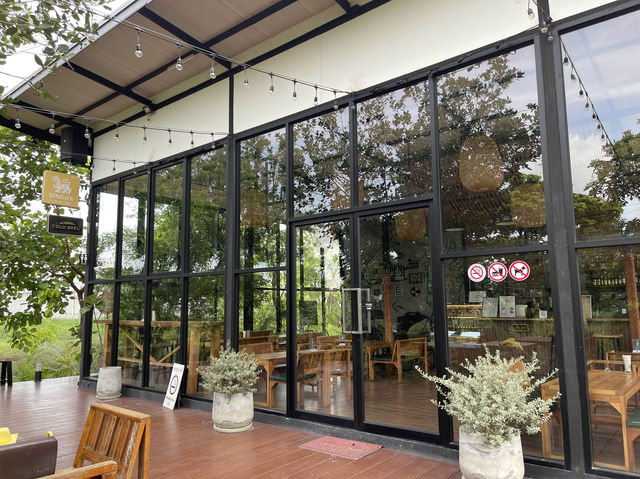 CROFT Coffee Eatery Bar คาเฟ่ลับสมุทรปราการ