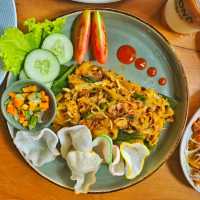 SUDIONO HOUSE CAFE | THIS CAFE THEMED AROUND AUTHENTIC INDONESIAN CUISINE