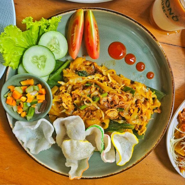 SUDIONO HOUSE CAFE | THIS CAFE THEMED AROUND AUTHENTIC INDONESIAN CUISINE