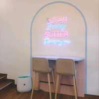 THERE'S A CUTE DESSERT CAFE IN BSD