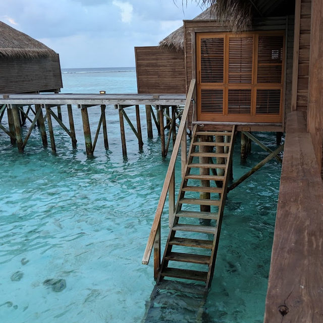 Meeru Over Water Duniye Spa