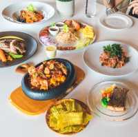 Din cafe คาเฟ่วิวดีที่กาญจนบุรี
