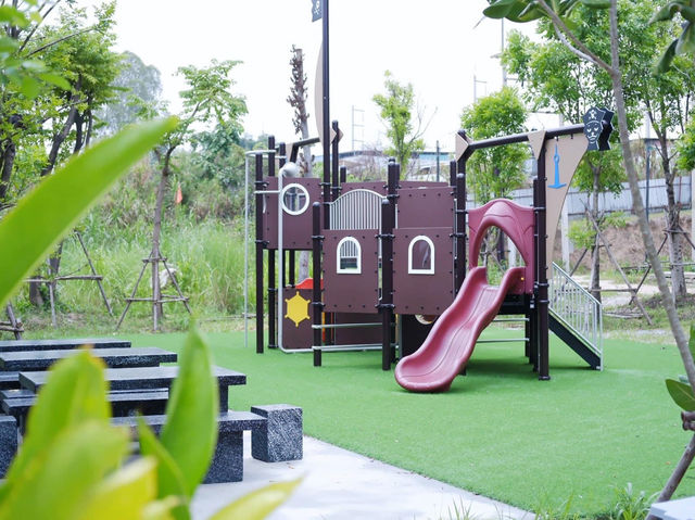 Greenhills Resort ที่พักศรีราชาพร้อมสวนน้ำ 💦