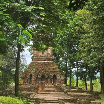 วัดป่าสัก โบราณสถานวัดร้างเชียงแสน วัดป่าสัก โบราณสถานวัดร้างเชียงแสน