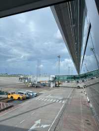 TAN SON NHAT AIRPORT🛫