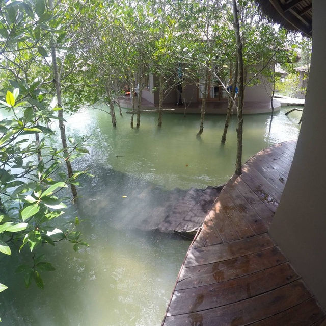 ท้องฟ้าแสนสวยที่เกาะพยาม