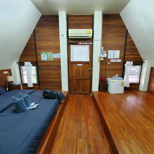 來興府小木屋