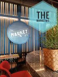 The Market@5 โรงแรมอีสติน แกรนด์ พญาไท 