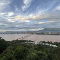 วัดพูสะเหล้า วัดที่มีมุมมองที่สวยที่สุดของปากเซ