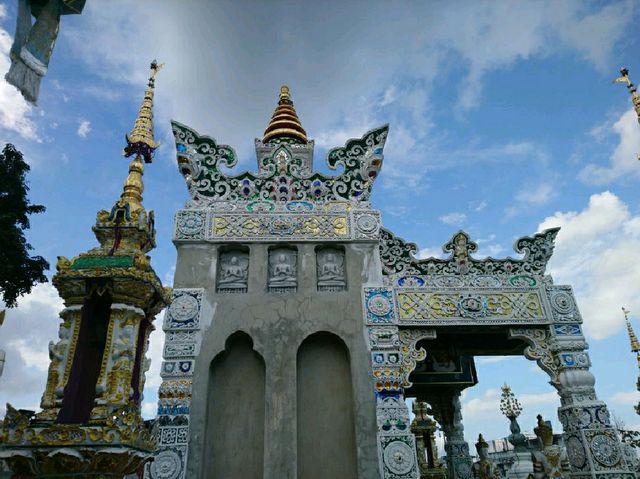 วัดมิ่งเมือง..วัดสวยเมืองเชียงราย
