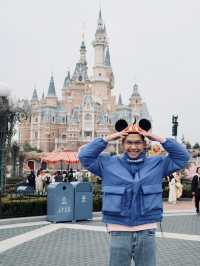 หนาวนี้ที่ Shanghai Disneyland ! ❄️🏰