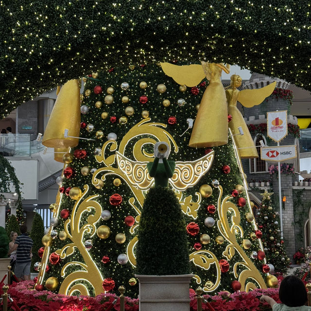A Whimsical Wonderland: Christmas at One Utama