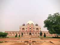 Humayun's Tomb - the tomb of the exiled king in a foreign land
