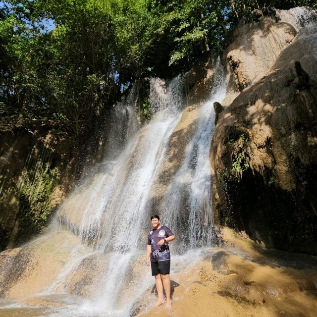 น้ำตกไทรโยคน้อย 