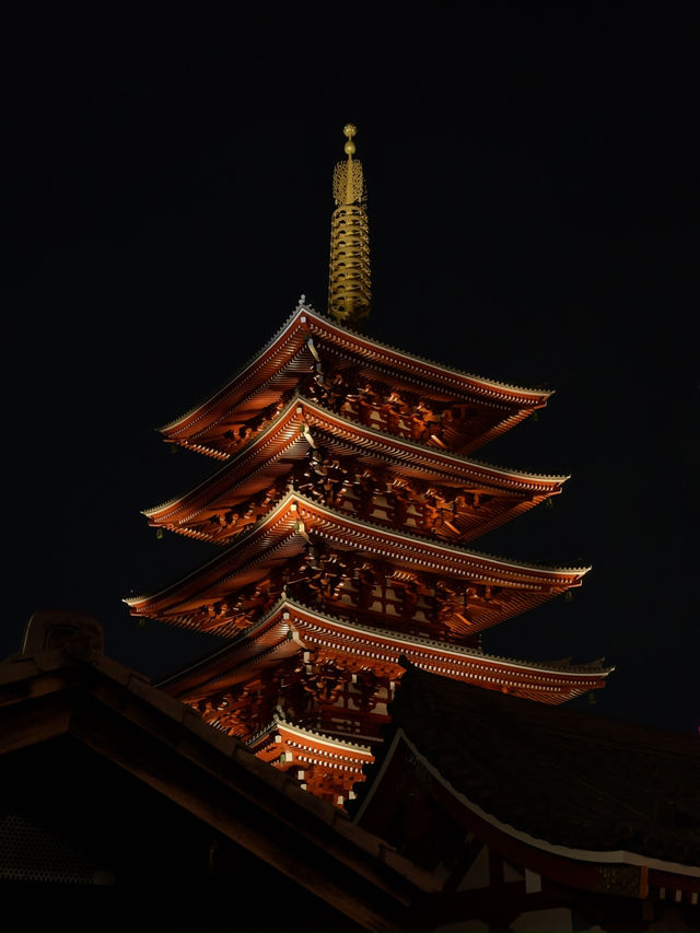 Immerse Yourself in Tradition at Sensoji Temple, Tokyo