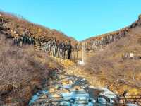 vartifoss斯瓦蒂玄武岩瀑布，哈爾格林姆教堂設計靈感發源地