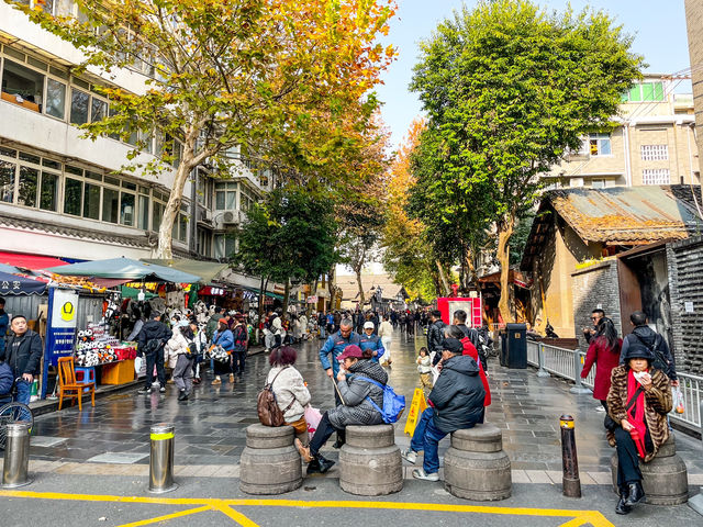청두 특이한 벽화(부조)거리..呼吸瓦墙 