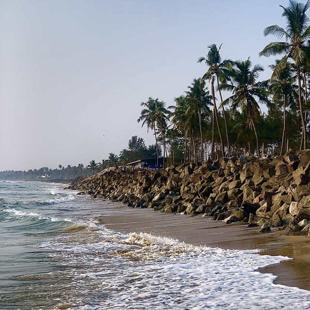 🖤BLACK🖤 sand beach in INDIA? 