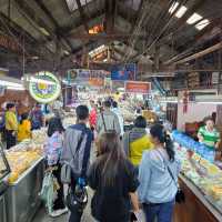 ชม ชิม ช้อป OTOP ชุมชน ที่ตลาดน้ำดอนหวาย 