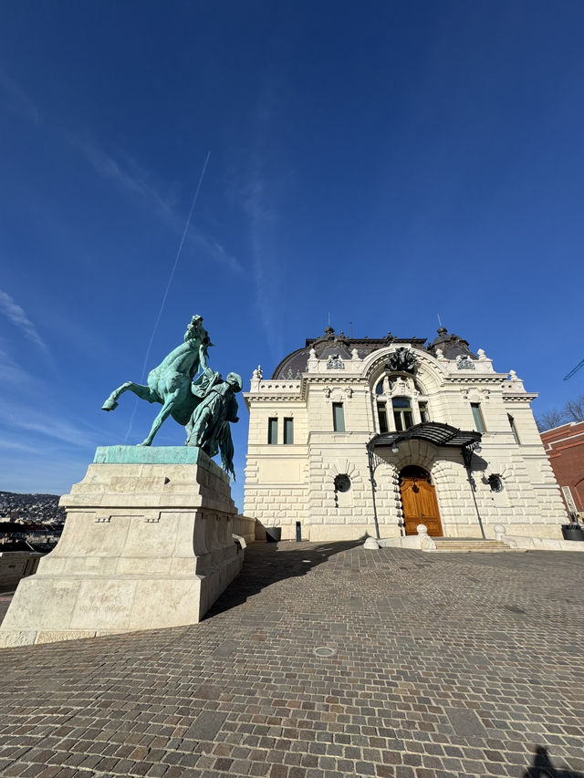 Budapest is calling-Buda Itinerary 