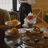 บ้านขนมปังขิง เสาชิงช้า: คาเฟ่คลาสสิกกลางกรุง