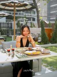 พักผ่อนหย่อนใจที่ Floral Court Hotel & Residence 