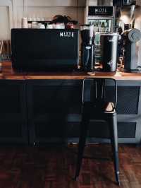 Mitte Coffee cafe & friends : คาเฟ่โทนเข้ม นนทบุรี