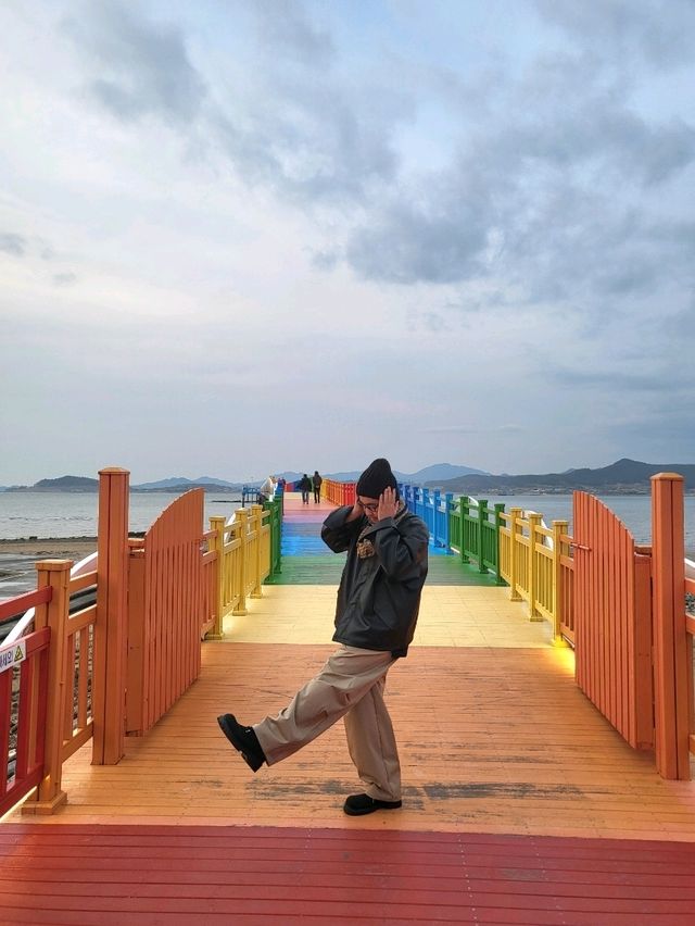 서해바다와 무지개다리 콜라보가 멋진곳