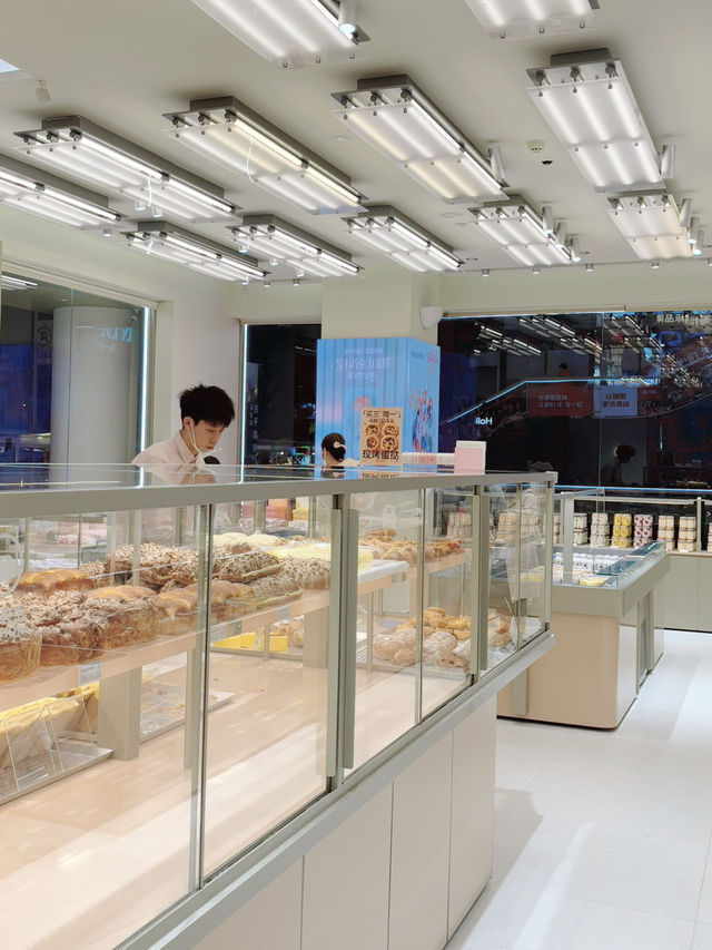 Holiland ร้านเบเกอรี่เจ้าดัง และอร่อย ที่เฉิงตู