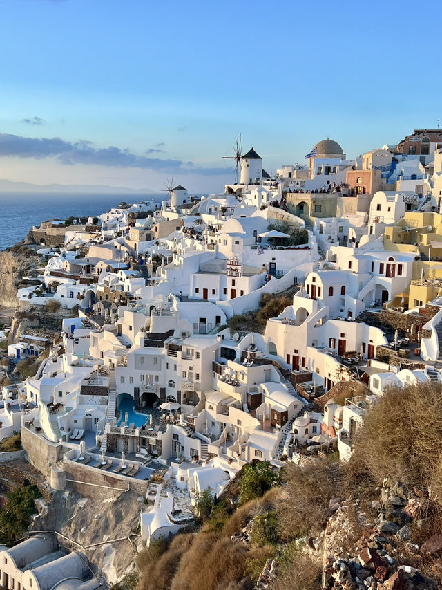 Spring Trip to Santorini: Exploring Oia💐