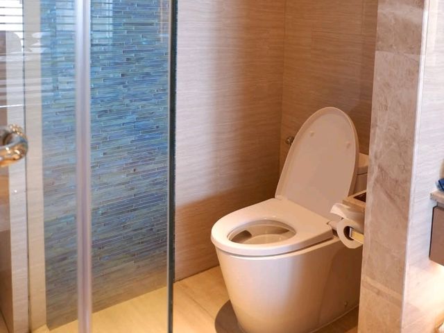 รีวิวโรงแรม Renaissance Pattya