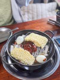 추억의 떡볶이 맛집 ‘신당동옛날떡볶이’