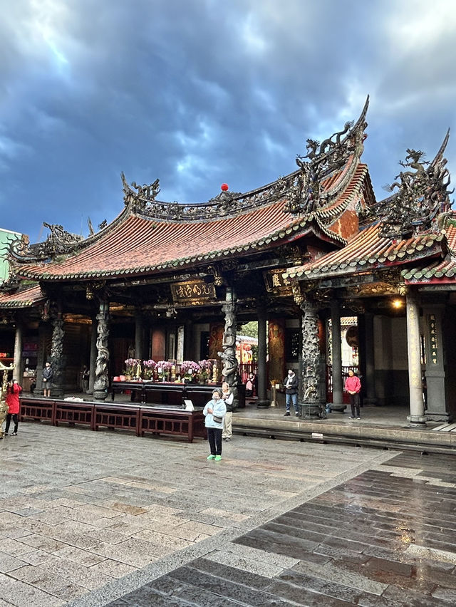 A Solo Traveler’s Guide to Taipei: Must-Visit Points of Interest