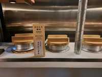 挽肉と米海港城分店😍排長龍人氣超高採用炭火燒烤的漢堡扒🥩三種不同食法分享😊