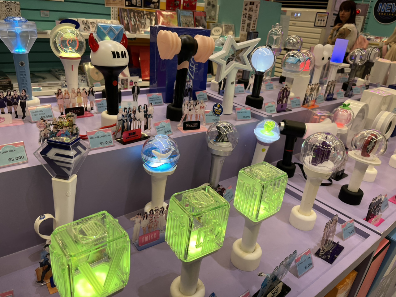 明洞にK-popグッズ店が！ | Trip.com ソウル