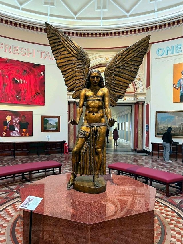 Art, History & Inspiration: A Visit to  Birmingham Museum & Art Gallery. 