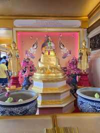 ไหว้พระที่วัดสระเกศราชวรมหาวิหาร