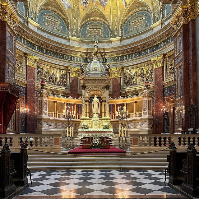 ⛪ A Divine Day at St. Stephen’s Basilica: Budapest’s Crown Jewe