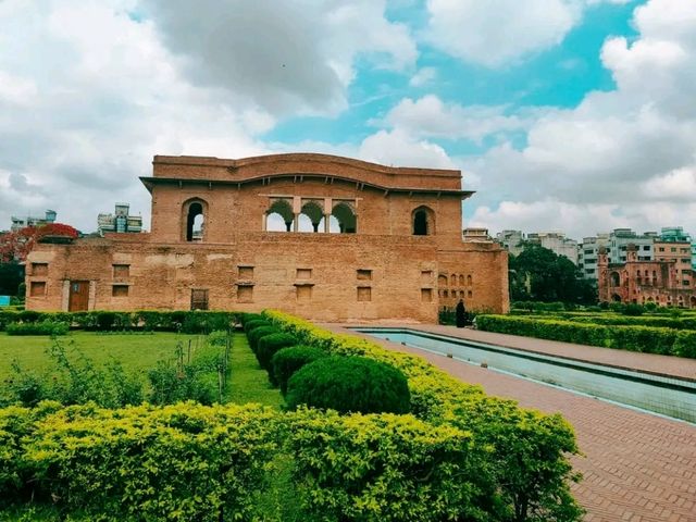 Stepping into Time at Lalbagh Fort, Dhaka – A Hidden Gem in the Heart of the City