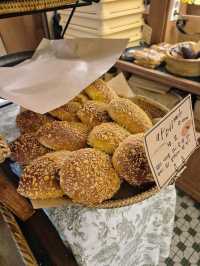 서울 한복판, 일본 감성 베이커리 아소토 베이커리🥐