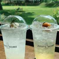 Judy’s Home Café คาเฟ่อบอุ่นและร่มรื่น
