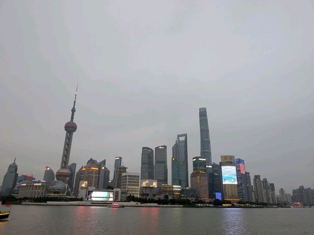 the bund by day and night 