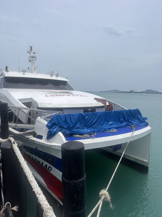 バンコク🇹🇭サムイ島にバスとフェリーを利用して移動！